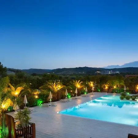 Lägenhetshotell Villaggio Mirage *
